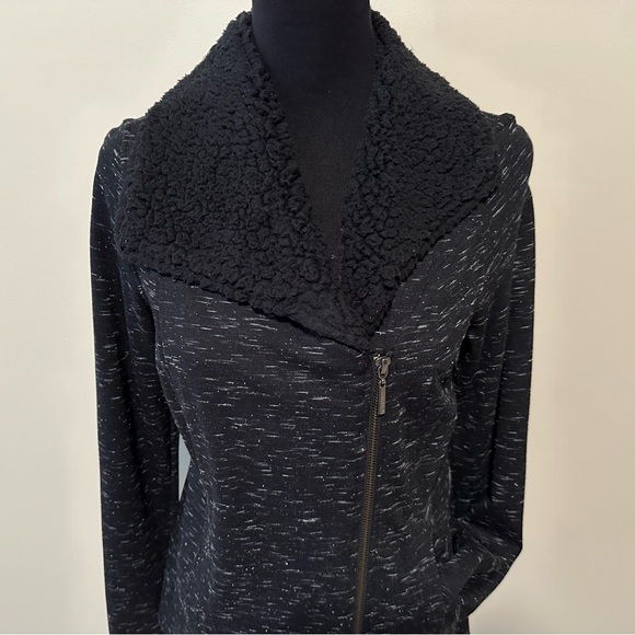 Shailene Shearling Collar Knit Jacket by Kensie - Picture 9 of 14